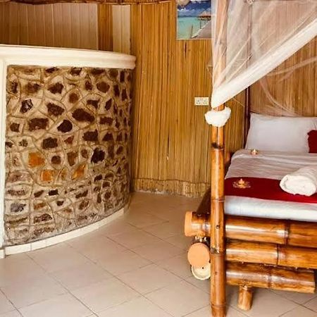 Ches Bay Resort Nangina Kültér fotó